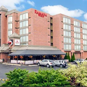 Hotel Ramada Coral, Niagara Falls