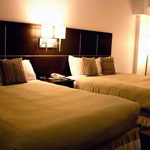 Hotel Plaza By Fairbridge, Niagara Falls