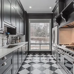 https://e-residential-luxury-rental.hotelstorontoontario.org